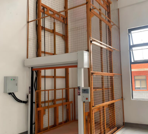 信阳升降货梯是特种设备码